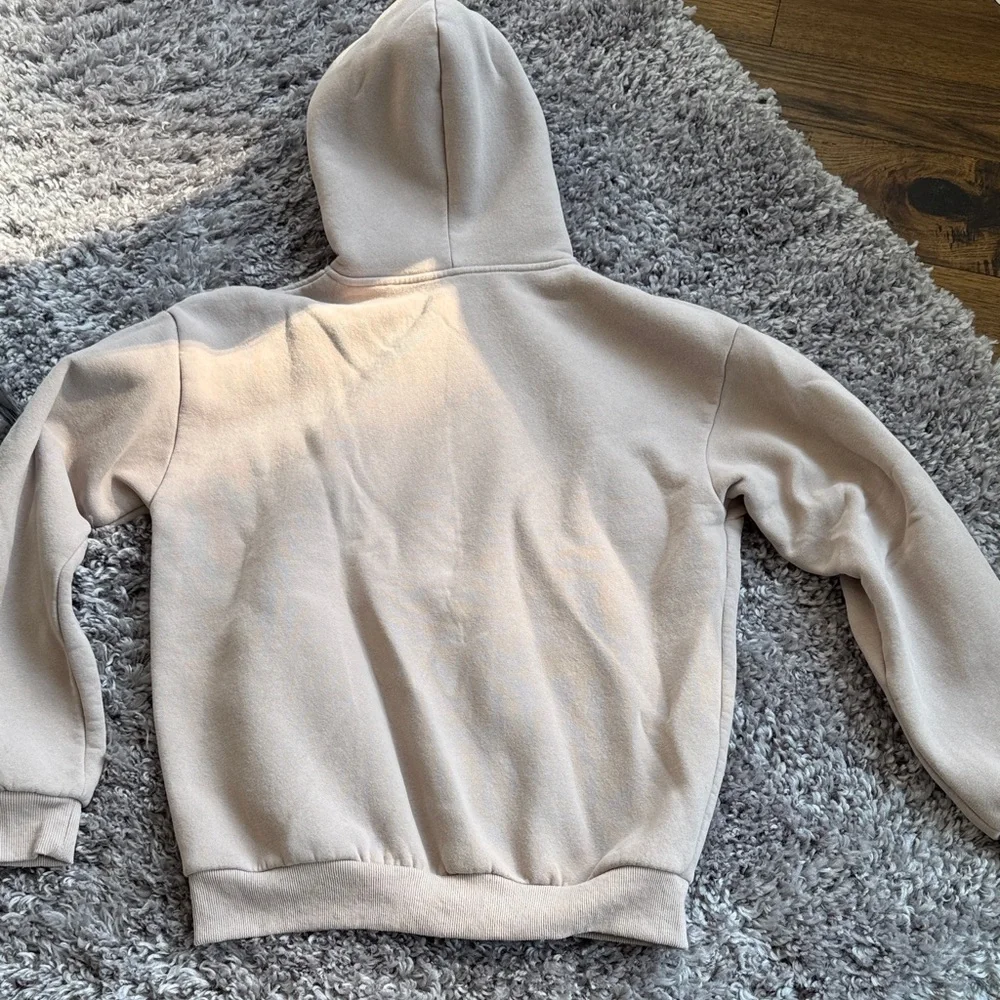 Comfrt Beige Hoodie and Sweatpants Set - Picture 7 of 8